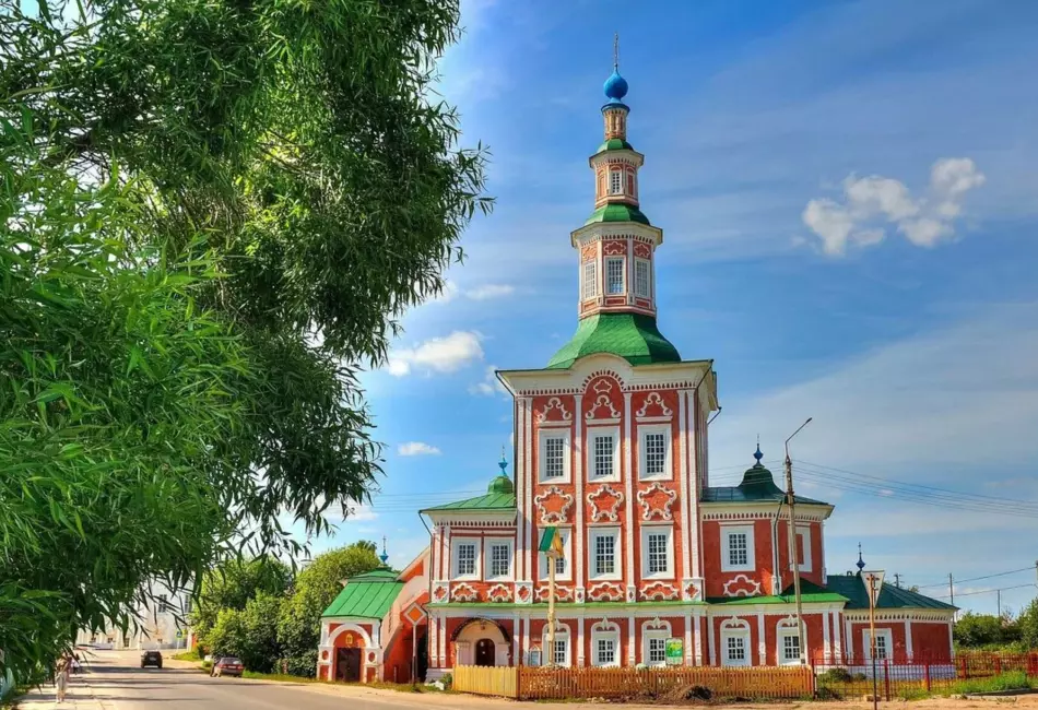 Край, где резной палисад: Вологда, Тотьма, Ферапонтово, Кириллов