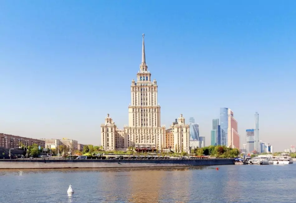 Москва с воды: большой круиз с Киевского вокзала